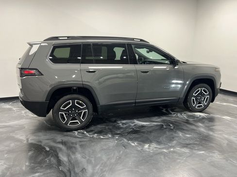 New 2026 Jeep Cherokee Laredo image 21