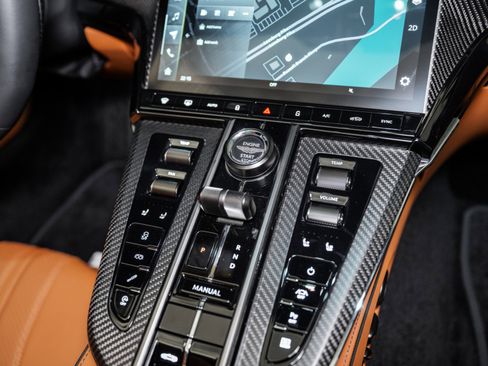 New 2026 Aston Martin V8 Vantage Roadster image 24