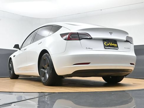 Used 2022 Tesla Model 3 Long Range AWD/4WD image 52