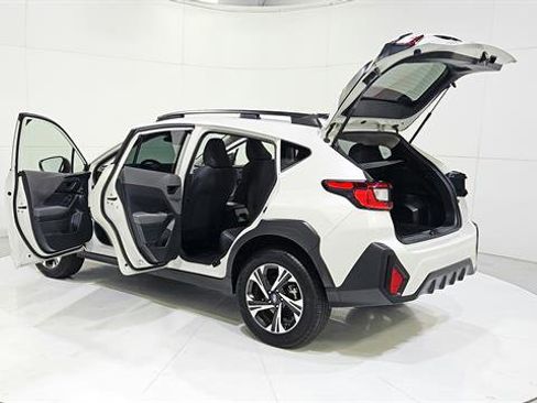 Used 2025 Subaru Crosstrek 2.0i Premium AWD/4WD image 31