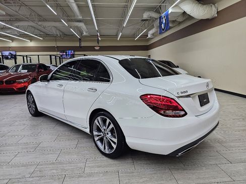 Used 2018 Mercedes-Benz C 300 Sedan w/ Premium Package image 9