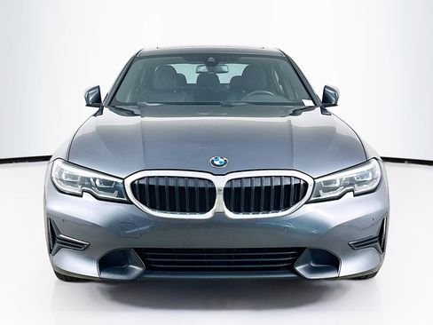 Used 2020 BMW 330i Sedan w/ Convenience Package RWD image 2