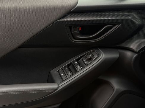 Used 2024 Subaru Crosstrek 2.0i Premium image 26