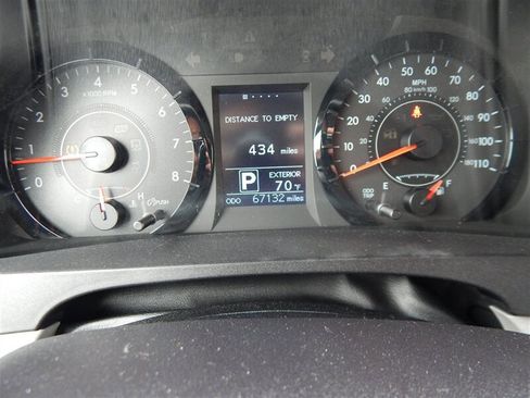 Used 2017 Toyota Sienna LE FWD image 35