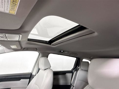 Used 2023 Honda Odyssey EX-L image 6