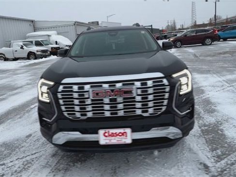 New 2026 GMC Terrain Denali w/ LPO, Floor Liner Package image 35