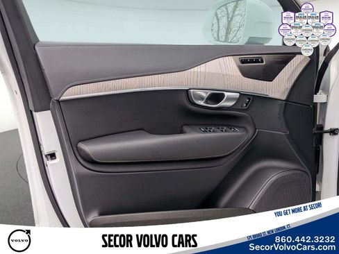 Certified 2024 Volvo XC90 T8 Ultimate AWD/4WD image 8