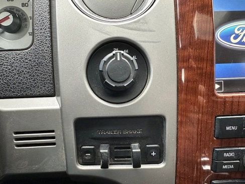 Used 2010 Ford F150 Lariat image 18