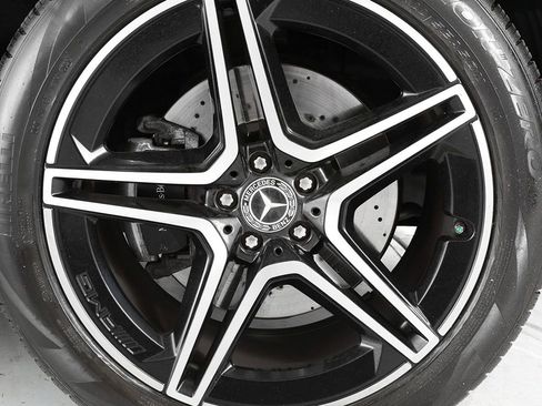 Used 2024 Mercedes-Benz GLS 450 4MATIC w/ Pinnacle Trim Package image 6