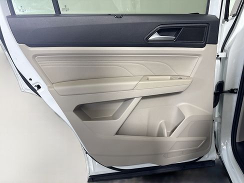 Used 2021 Volkswagen Atlas SE FWD image 26