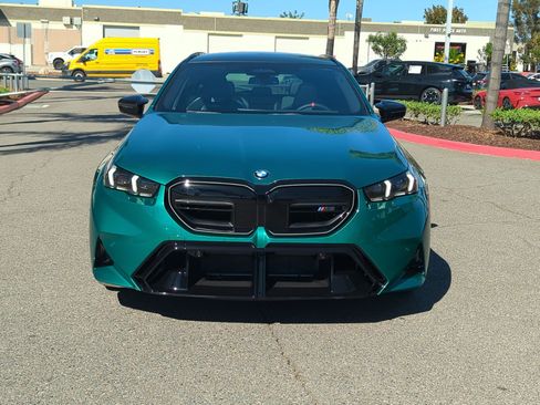 Used 2025 BMW M5 Touring w/ M Driver's Package image 3