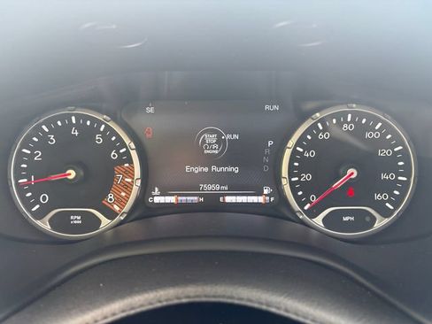 Used 2020 Jeep Renegade Limited w/ LED Lighting Group AWD/4WD image 18