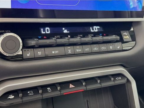 New 2025 Toyota Tundra Platinum image 15