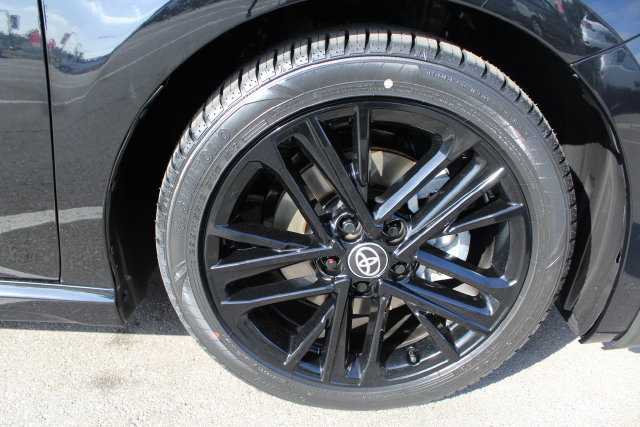 Certified 2025 Toyota Camry SE FWD image 12