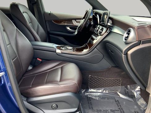 Used 2018 Mercedes-Benz GLC 300 4MATIC image 8