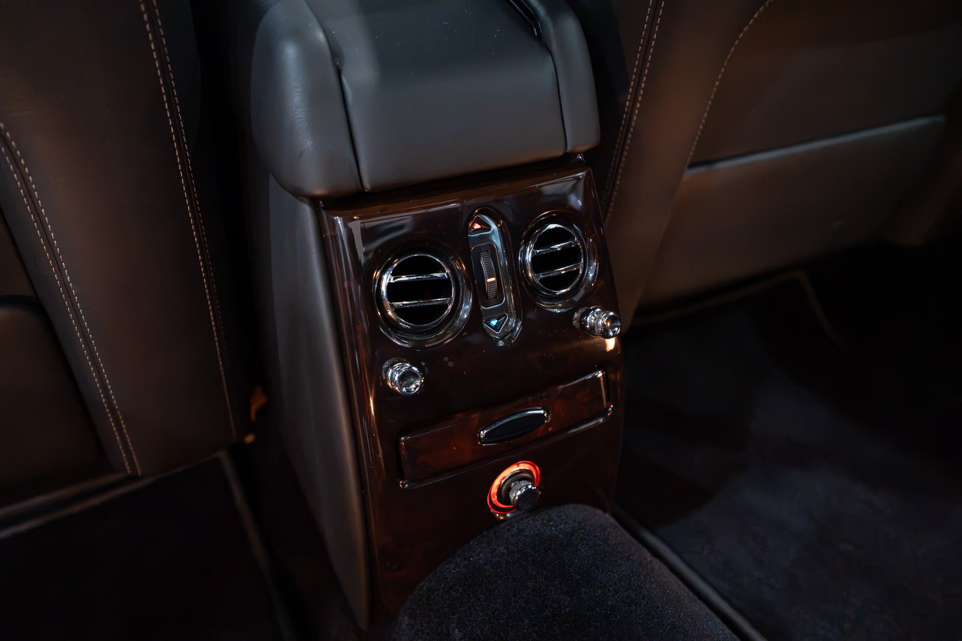 Used 2002 Bentley Arnage T RWD image 36