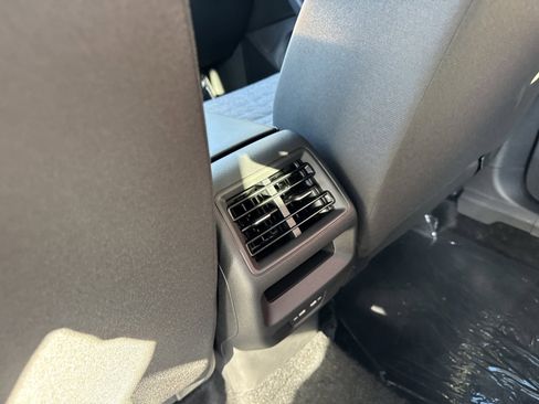 New 2026 Volkswagen Tiguan S image 21