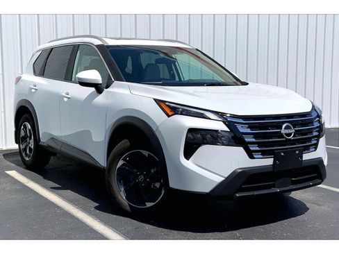 Used 2025 Nissan Rogue SV w/ SV Premium Package AWD/4WD image 33