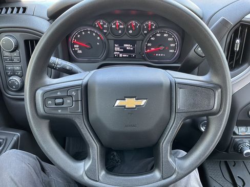 Used 2025 Chevrolet Silverado 1500 W/T w/ WT Safety Package AWD/4WD image 18