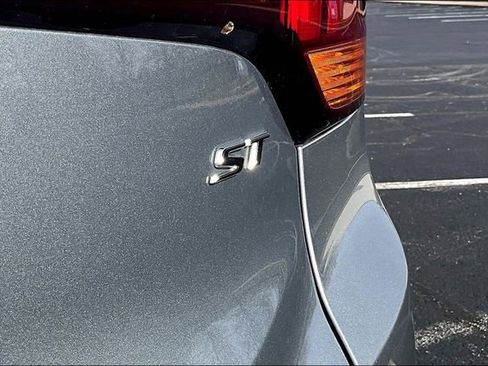 Used 2023 Buick Encore GX Select w/ Experience Buick Package image 23