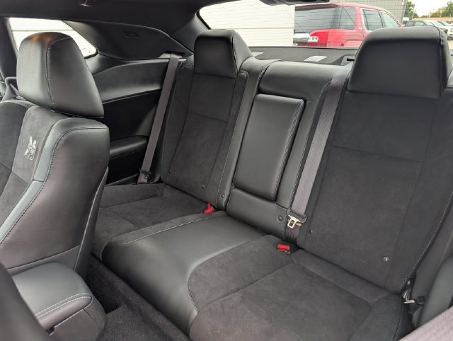 Used 2022 Dodge Challenger R/T Scat Pack RWD image 11