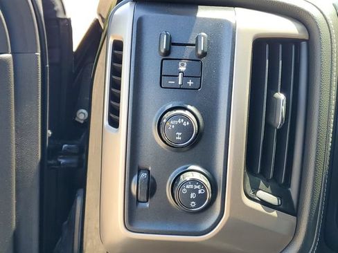 Used 2018 GMC Sierra 1500 Denali AWD/4WD image 9