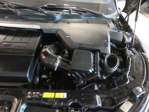 Used 2020 Land Rover Range Rover Evoque SE image 50