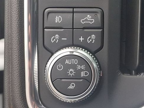 Used 2023 GMC Sierra 2500 AT4 w/ AT4 Premium Plus Package AWD/4WD image 24