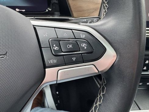 Used 2024 Volkswagen Atlas SE image 26