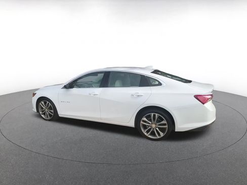 Used 2024 Chevrolet Malibu LT image 10