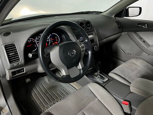 Used 2011 Nissan Altima 2.5 image 9