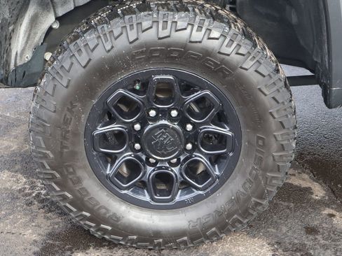 Certified 2024 Chevrolet Silverado 2500 ZR2 w/ ZR2 Bison Edition image 14