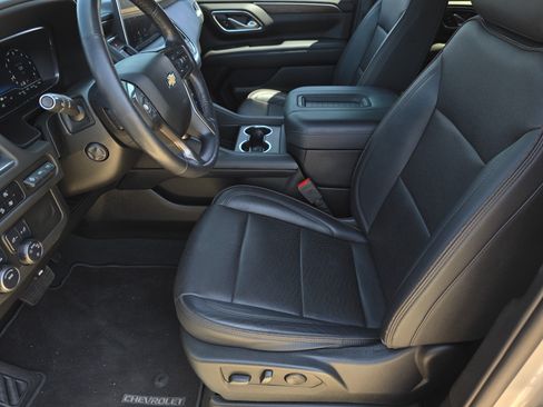Used 2023 Chevrolet Tahoe High Country AWD/4WD image 21
