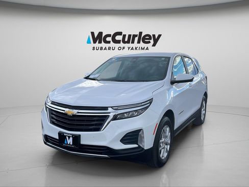 Used 2024 Chevrolet Equinox LT AWD/4WD image 2