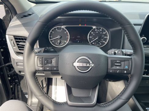 New 2026 Nissan Rogue SV w/ Cold Weather Package FWD image 18