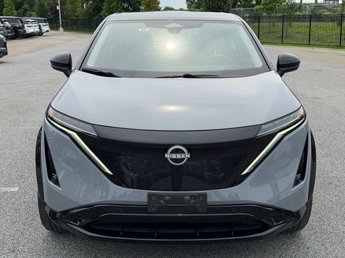Used 2023 Nissan Ariya FWD image 2