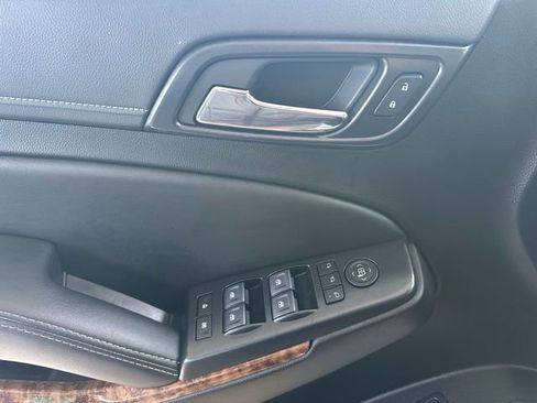 Used 2020 Chevrolet Tahoe Premier image 32