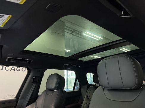 Used 2023 Land Rover Range Rover Sport SE Dynamic image 11