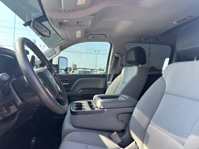 Used 2018 Chevrolet Silverado 1500 Custom w/ Custom Value Package AWD/4WD image 35