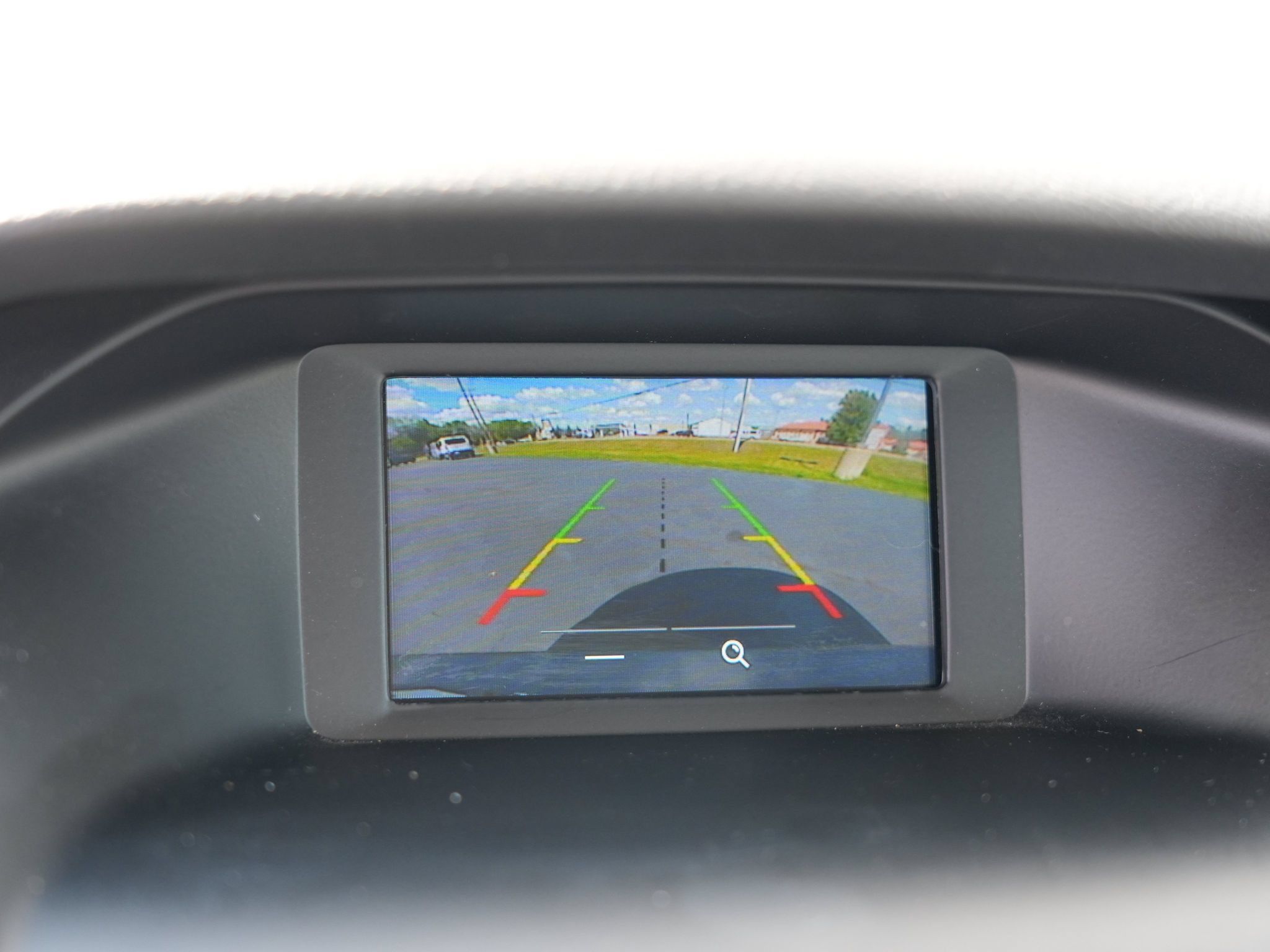 Used 2018 Ford Focus SE FWD image 28