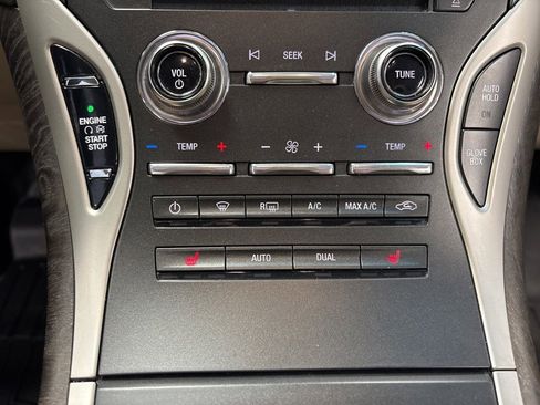 Used 2019 Lincoln Nautilus Select image 31