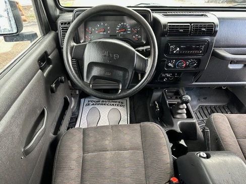 Used 2003 Jeep Wrangler X AWD/4WD image 10