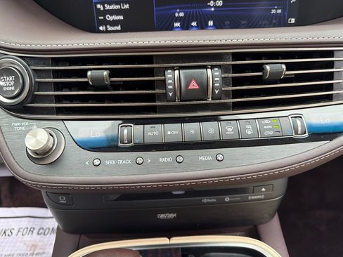 Used 2019 Lexus LS 500 w/ Interior Upgrade Package RWD image 33