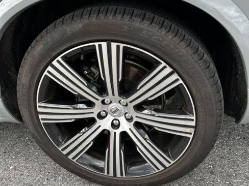 Used 2024 Volvo XC90 T8 Ultimate w/ Lounge Package AWD/4WD image 6