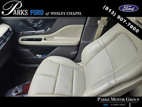 Used 2023 Lincoln Corsair FWD w/ Equipment Group 101A image 9