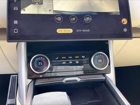 Used 2023 Land Rover Range Rover SE image 31