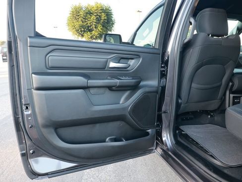 New 2026 RAM 1500 Express AWD/4WD image 31