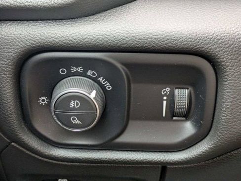 Used 2023 RAM 1500 Big Horn AWD/4WD image 23