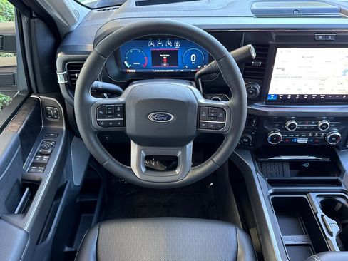 New 2026 Ford F250 Lariat w/ Lariat Ultimate Package image 13