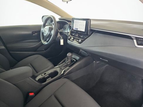 Used 2024 Toyota Corolla LE FWD image 41